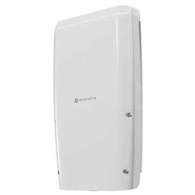 Коммутатор MikroTik FiberBox Plus CRS305-1G-4S+OUT (L3) 1x1Гбит/с 4SFP+ 1PoE управляемый